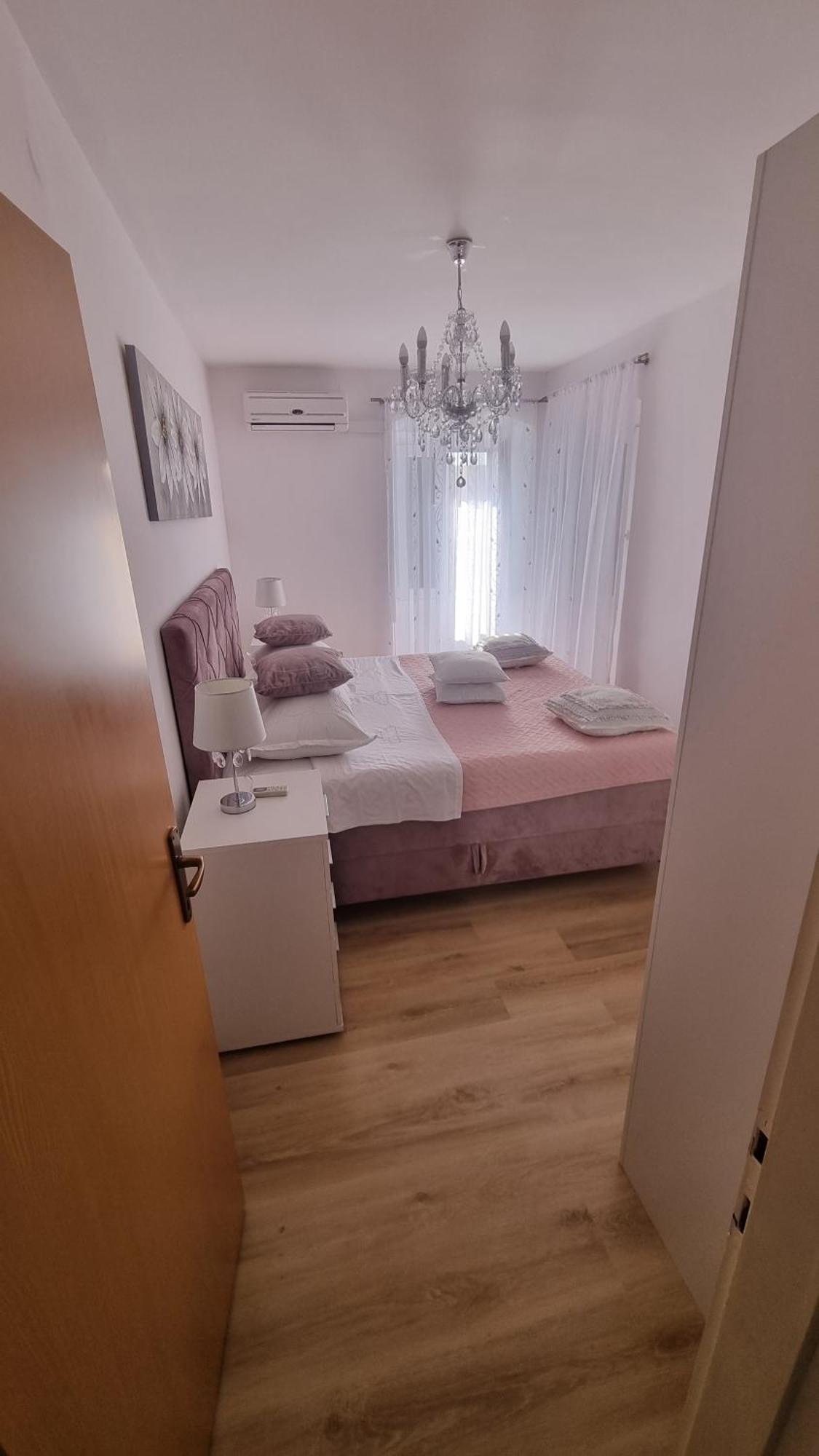 Apartment Vestibul Inn スプリト エクステリア 写真