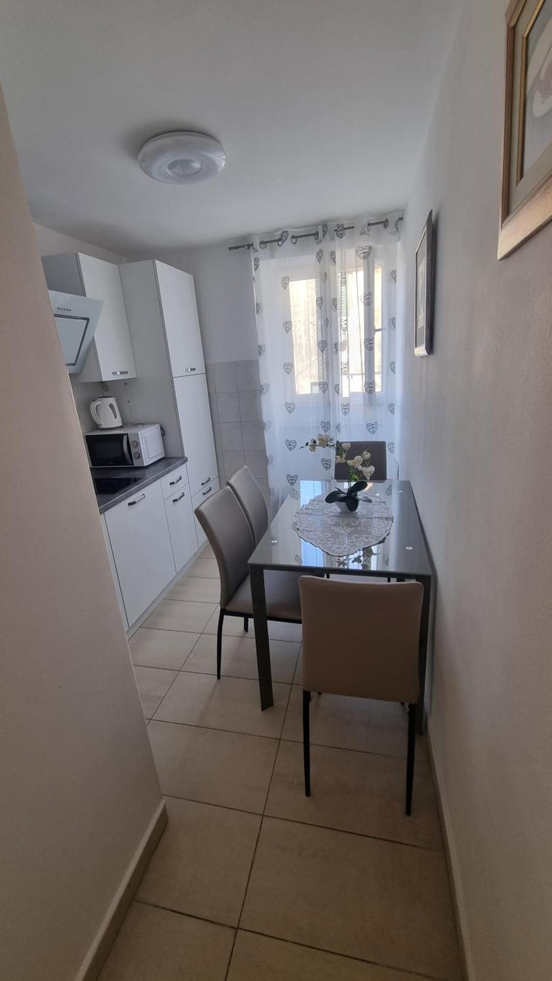 Apartment Vestibul Inn スプリト エクステリア 写真